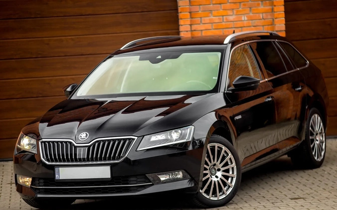 Skoda Superb cena 56800 przebieg: 265000, rok produkcji 2016 z Radom małe 781